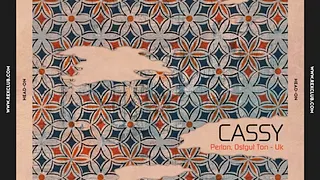 Head_on: Cassy, Molly