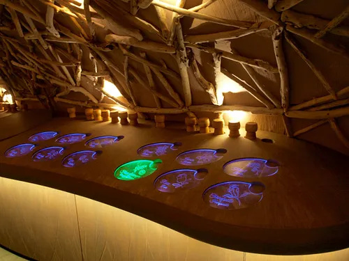 Les Caves du Louvre Restaurant Paris