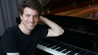 Bach Suites françaises - Cedric Pescia