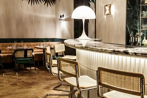 Klay Saint-Sauveur Restaurant Paris