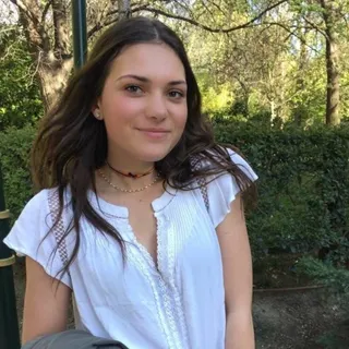 Léana C