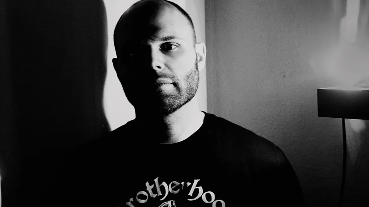 ME CLUB 021