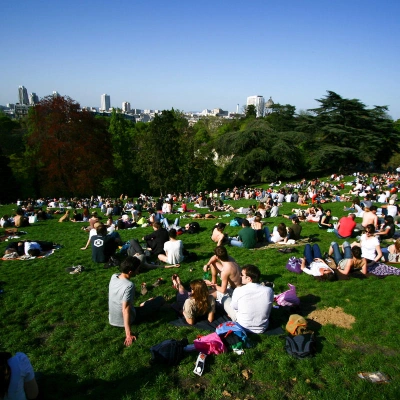 Paris à la belle étoile : 4 parcs ouverts toute la nuit cet été