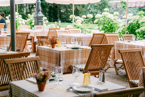 Ora Farmhouse Restaurant Paris