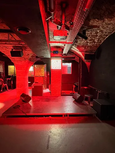 Le Saumur Bar Salle Paris